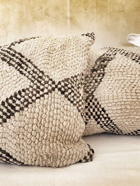 beni ouarain pillow